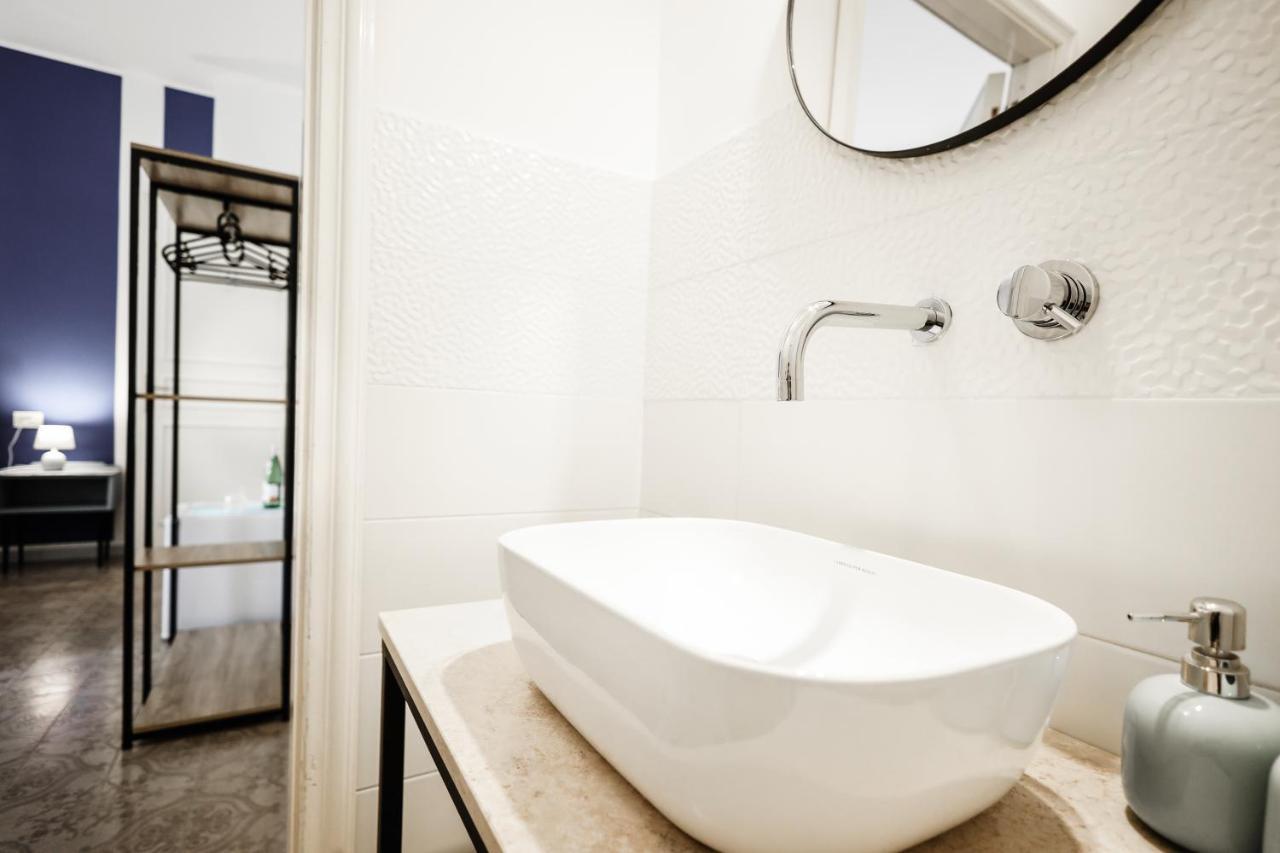 2 Santi - Suite And Rooms Lecce Zewnętrze zdjęcie