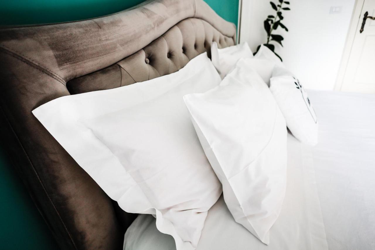 2 Santi - Suite And Rooms Lecce Zewnętrze zdjęcie